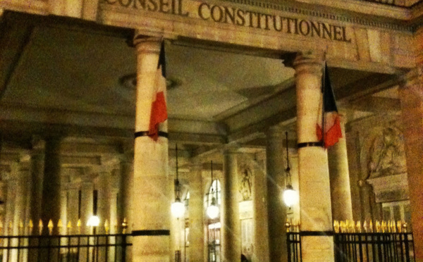 Le Conseil constitutionnel valide l’interdiction du maïs OGM